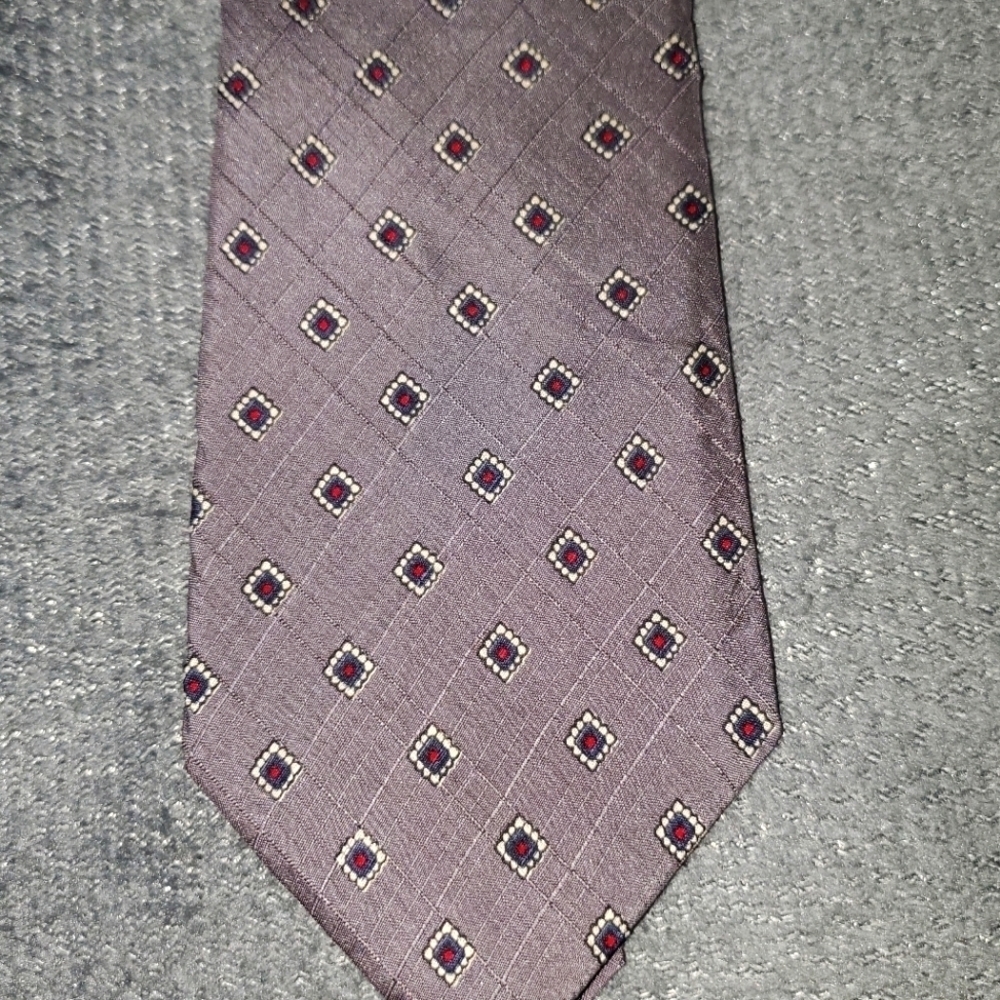 Silver Tie with Red Diamond Pattern New